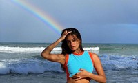 Mê đắm sắc vóc người mẫu áo tắm xứ Samba Gizele Oliveira