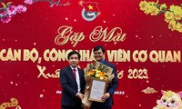 Trao quyết định chỉ định Bí thư Đảng ủy Trung ương Đoàn