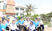 Thực hiện công trình sinh viên ở Trường Sa 