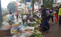 Chợ 30 Tết Lương Yên