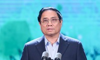 Thủ tướng: Giúp đỡ người nghèo bằng trái tim, sự thấu hiểu, cảm thông