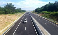 Yêu cầu hoàn thiện điều chỉnh đầu tư Dự án đường nối cao tốc Nội Bài - Lào Cai đến Sa Pa