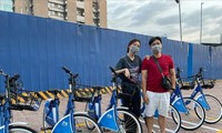 Bạn trẻ hào hứng khi TP. HCM thử nghiệm mô hình &apos;xe đạp công cộng&apos; 
