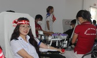 Sinh viên Học viện Hàng không Việt Nam hào hứng hiến máu tình nguyện Chủ nhật Đỏ