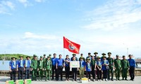 Sinh viên tình nguyện ‘Mùa Hè Xanh’ TP. HCM tiếp sức tại mặt trận xã đảo Thạnh An