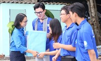 ‘Chiến sĩ tình nguyện chung tay xây dựng nông thôn mới’