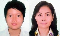 Phạm Thị Thiên Hà (31 tuổi, trái) và Trịnh Thị Hồng Hoa (66 tuổi) - hai trong 4 người bị bắt. Ảnh: Công an cung cấp