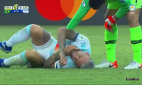 Argentina thua Brazil vì trọng tài &apos;cướp&apos; 2 quả phạt đền? 