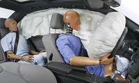 Túi khí ôtô quan trọng ra sao đối với sự an toàn?