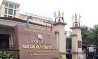 Thu học phí trước, học sau: Học viện Báo chí và Tuyên truyền có làm &apos;khó&apos; sinh viên? 