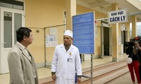 Đoàn công tác của Sở Y tế làm việc với TTYT huyện Nậm Pồ - Ảnh: Báo Điện Biên
