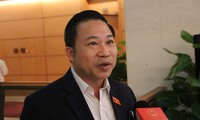 Đại biểu quốc hội Lưu Bình Nhưỡng: Không nên lãng phí ngân sách để &apos;đuổi theo&apos; xã hội hóa
