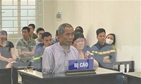 Các bị cáo tại tòa phúc thẩm.