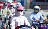 Miền Bắc đón nắng nóng cục bộ, chiều tối mưa dông