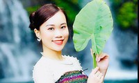 Vẻ đẹp cuốn hút và nét duyên dáng của nữ sinh người Thái