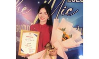 Nữ sinh ngành Báo chí đạt giải Á quân The Mic 2023