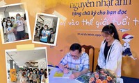 TP.HCM: Hơn 1000 bạn trẻ xếp hàng từ sáng sớm để giao lưu cùng nhà văn Nguyễn Nhật Ánh