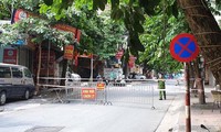 Dỡ phong toả khu vực cách ly tại 3 ‘ổ dịch’ tại Hà Nội
