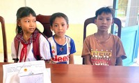 Ba học sinh tiểu học nhặt được 42 triệu đồng, trả người đánh rơi