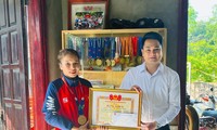 Tỉnh Đoàn Phú Thọ khen thưởng vận động viên đoạt Huy chương Vàng tại SEA Games 32