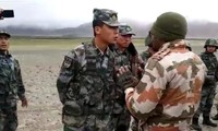 Lính Trung Quốc và Ấn Độ trong một lần đụng độ ở biên giới