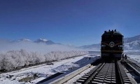 Đoạn đường sắt Lhasa-Nyingchi