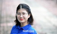 Chân dung cô nàng &apos;bắn&apos; tiếng Trung siêu đỉnh