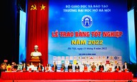 35 doanh nghiệp kí kết hợp tác tuyển dụng sinh viên ĐH Mở Hà Nội sau khi tốt nghiệp