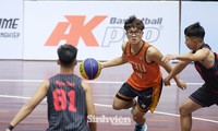 Mãn nhãn với màn thi đấu bóng rổ của đội bóng trường ĐH Ngoại thương
