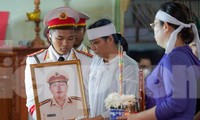 Phút tiễn biệt Trung tá CSGT hy sinh khi chặn bắt xe chở ma tuý ở Long An