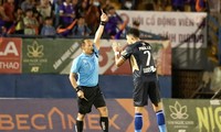 HLV Kiatisuk: &apos;Tôi sẽ chấn chỉnh tiền đạo Paollo Oliveira&apos;