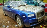 Rolls-Royce siêu sang bị bỏ rơi tại Ấn Độ 