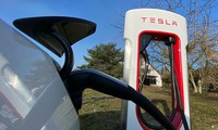 Tesla lần đầu chia sẻ mạng lưới trạm sạc với các hãng xe khác
