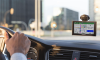 Loạt tính năng công nghệ giúp lái ô tô an toàn hơn