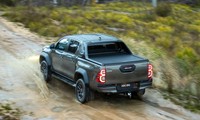 Toyota Hilux 2024 thêm biến thể hoàn toàn mới
