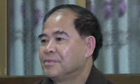 Ông Đinh Bằng My, Hiệu trưởng Trường phổ thông dân tộc nội trú huyện Thanh Sơn vừa bị khởi tố, bắt tạm giam về tội “Dâm ô đối với người dưới 16 tuổi”. (Ảnh: VTV24)