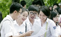 Dự đoán điểm chuẩn, lưu ý để tránh trượt oan sau khi biết điểm tốt nghiệp