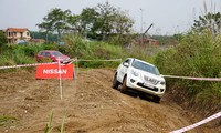Thử khả năng off-road của Nissan Terra ở Hà Nội