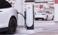 Tesla giới thiệu công nghệ sạc điện siêu nhanh: 5 phút đi được 120 km