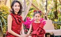 Những lần mặc đồ đôi &apos;chất như nước cất&apos; của Hà Kiều Anh và con gái út