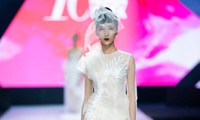 &apos;Bản sao&apos; của Hoàng Thuỳ lọt top 30 Vietnam&apos;s Next Top Model 2020