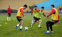 ĐT Trung Quốc: Không có chuyện phải thay đồ lộ thiên trên sân Hàng Đẫy