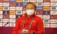 HLV Park Hang-seo: Cầu thủ thi đấu với lòng tự tôn, bóng đá Việt Nam còn thiếu nhiều thứ