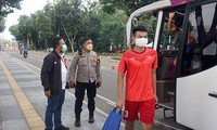 Sợ CĐV Indonesia làm loạn, cảnh sát phải hộ tống U19 Việt Nam đến buổi tập 
