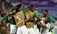 Highlights - Những cú đại bác của Senegal dồn Qatar vào &apos;tử địa&apos;