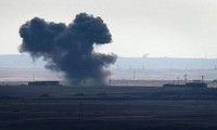 [VIDEO] Khoảnh khắc máy bay vận tải quân sự Nga rơi ở Syria