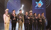 Tôn vinh những tấm gương có sức lan tỏa mạnh mẽ trong cộng đồng