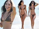 Chantel Jeffries khoe dáng đẹp &apos;từng cm&apos; với bikini bé xíu trên biển