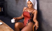 Daphne Joy đẹp &apos;phồn thực&apos; khiến người nhìn &apos;nhức mắt&apos;