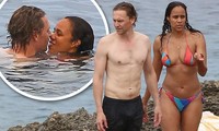 Chàng &apos;Loki&apos; Tom Hiddleston âu yếm bạn gái nóng bỏng ở biển
